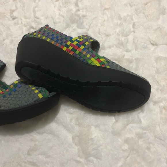 STEVEN by Steve Madden Brynn Wedge - Picture 3 of 5